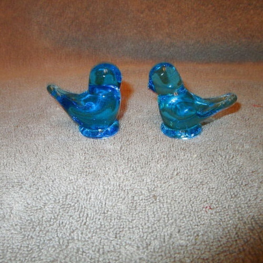 2 Vtg Bluebird of Happiness Art Glass Figurine Cobalt Blue Bird 2” Signed 1993
